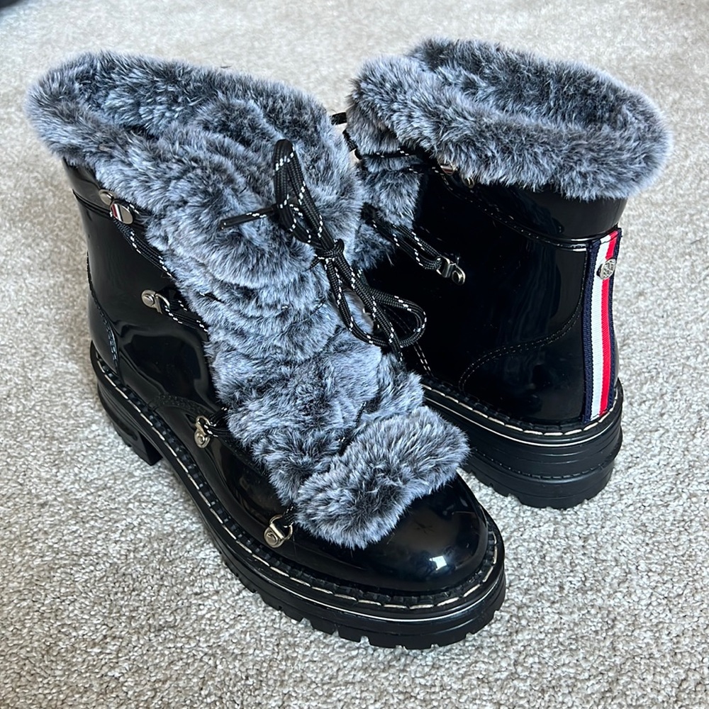 Tommy Hilfiger black winter boots